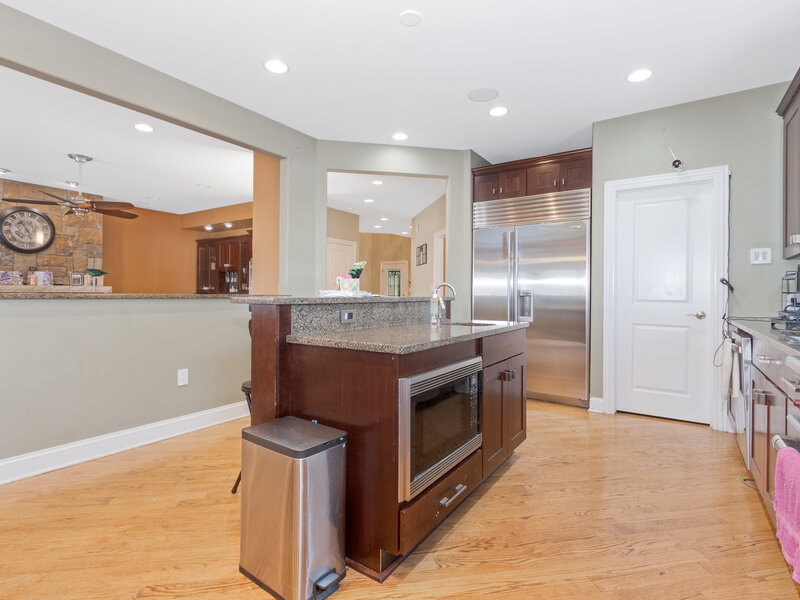 9340 S Clifton Park Avenue Evergreen Park IL 60805