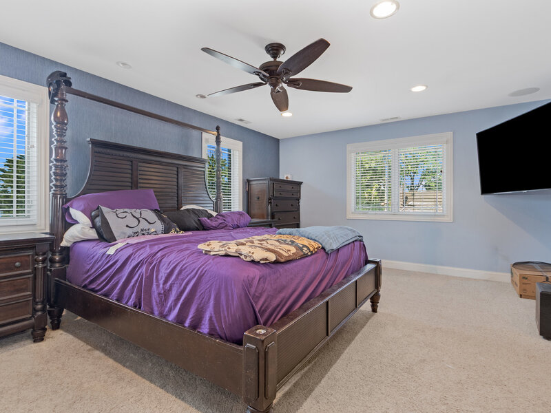9340 S Clifton Park Avenue Evergreen Park IL 60805