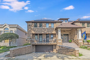 Photo of 9340 S Clifton Park Avenue Evergreen Park IL 60805