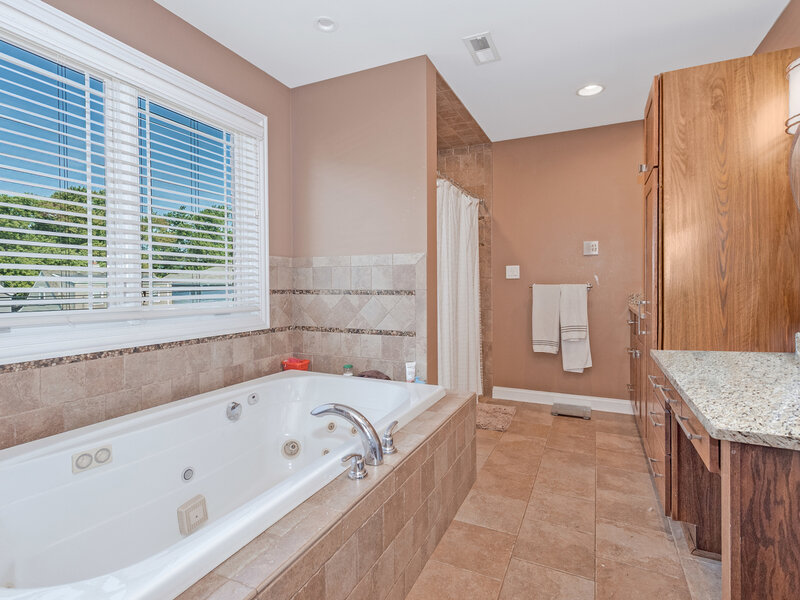 9340 S Clifton Park Avenue Evergreen Park IL 60805