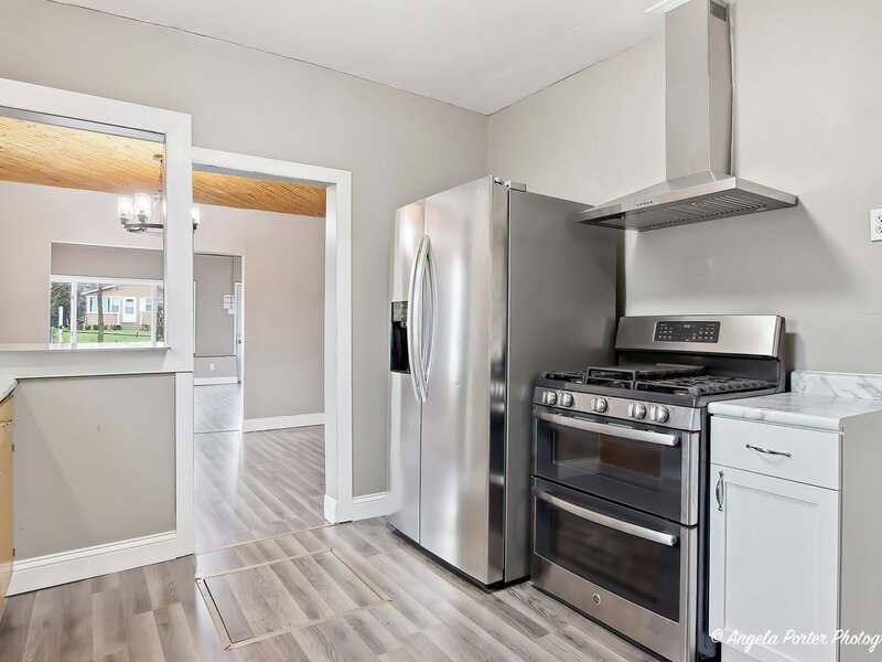 320 E Washington Street Round Lake Park IL 60073
