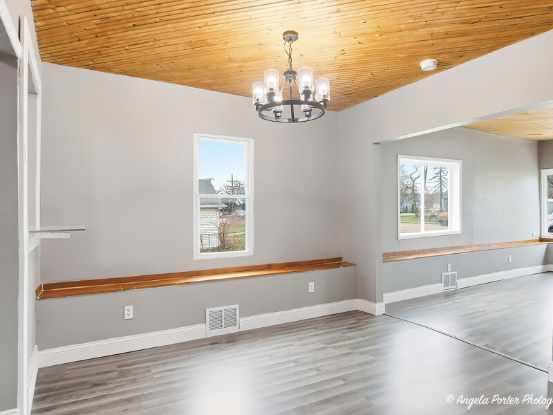 320 E Washington Street Round Lake Park IL 60073