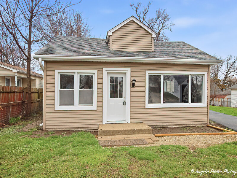 320 E Washington Street Round Lake Park IL 60073