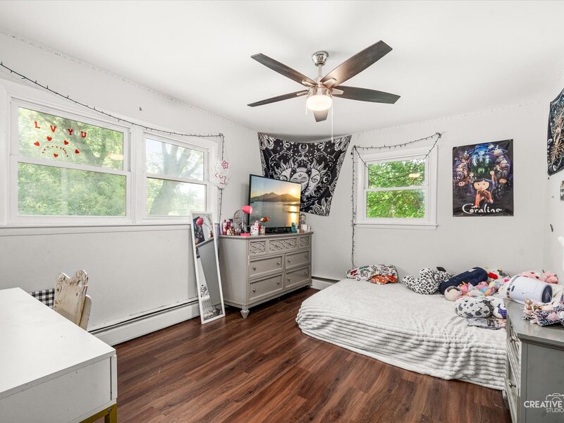 1108 Edwards Avenue St. Charles IL 60174