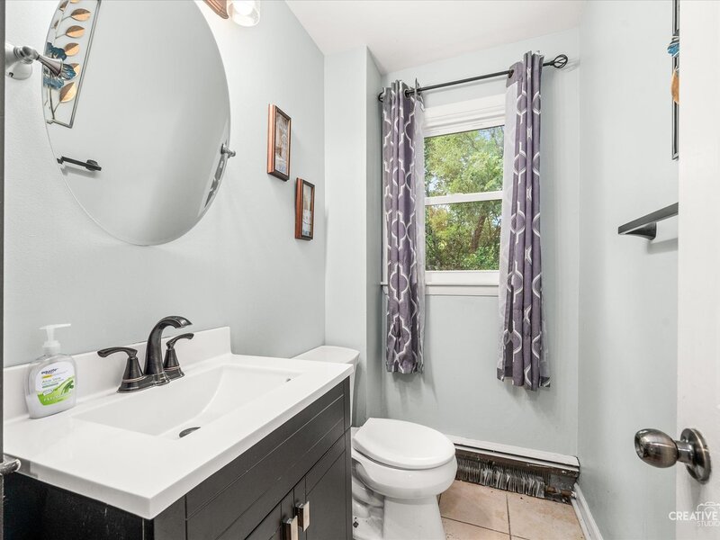 1108 Edwards Avenue St. Charles IL 60174