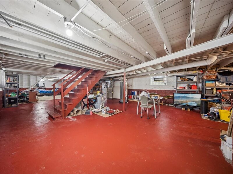 1637 S 10th Avenue Maywood IL 60153