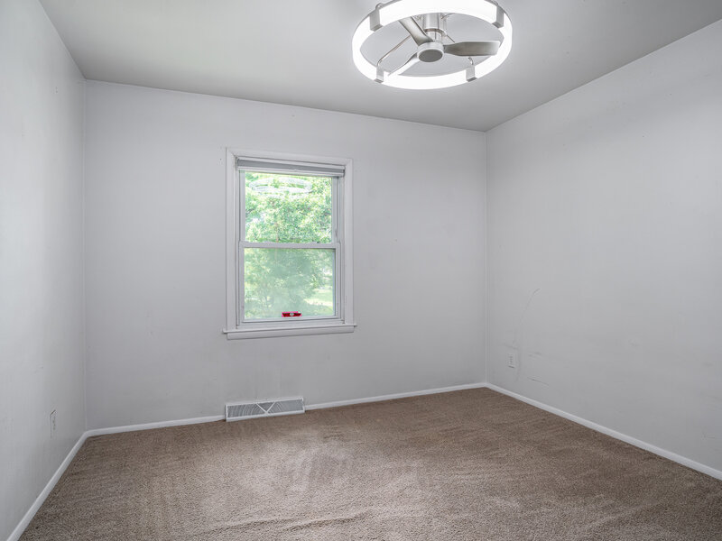 2523 Belle Avenue Davenport IA 52803