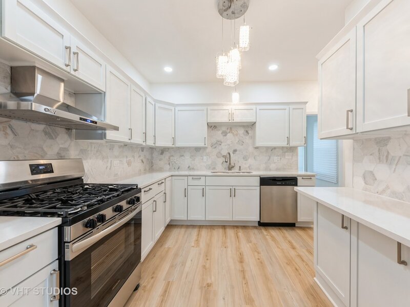 1210 Park Avenue North Chicago IL 60064