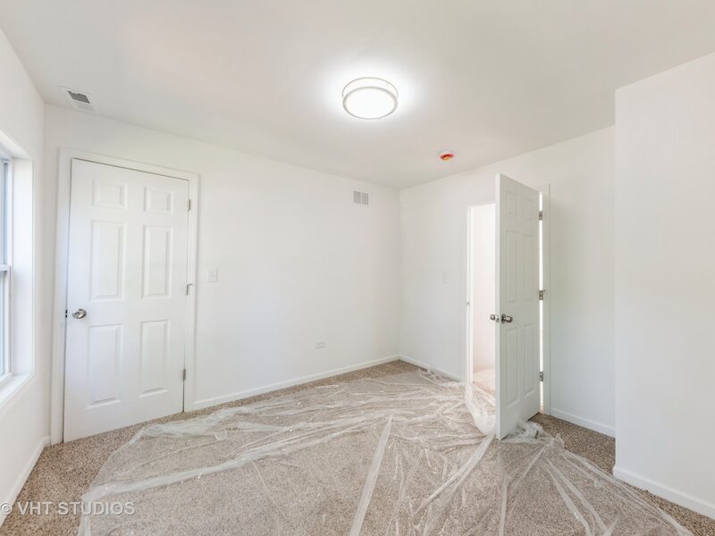 1210 Park Avenue North Chicago IL 60064