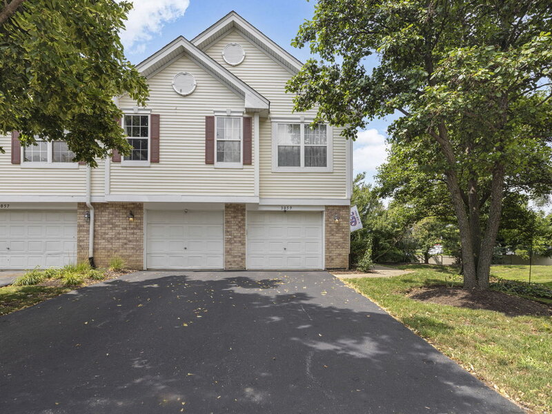 3059 Tangley Oaks Trail Lisle IL 60532