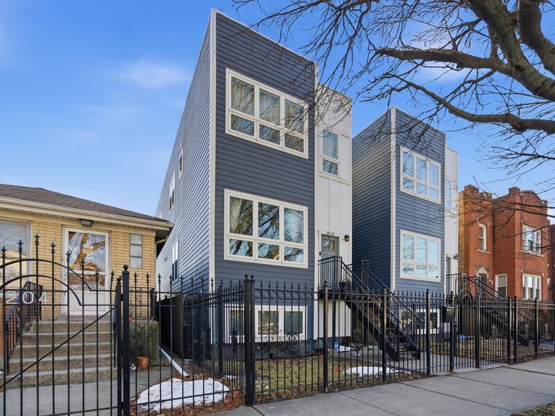 2045 N La Crosse Avenue Chicago IL 60639