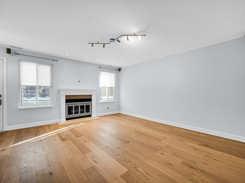 6318 Prideham Street Downers Grove IL 60516