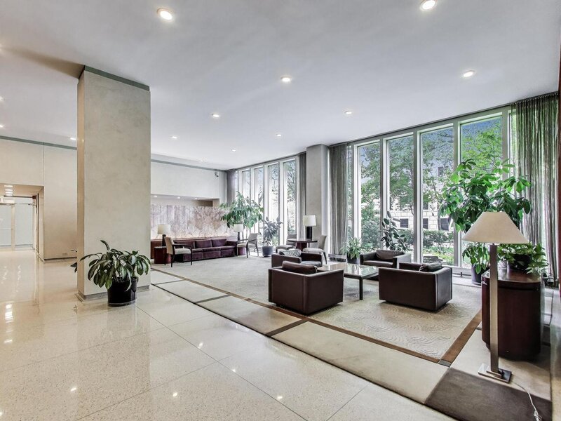 3550 N Lake Shore Drive Chicago IL 60657