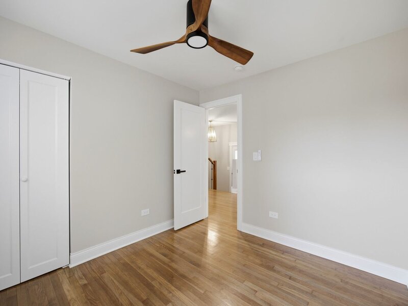 9118 S Wallace Street Chicago IL 60620