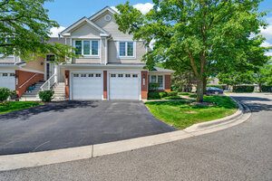 Photo of 7410 Lincoln Avenue Skokie IL 60076