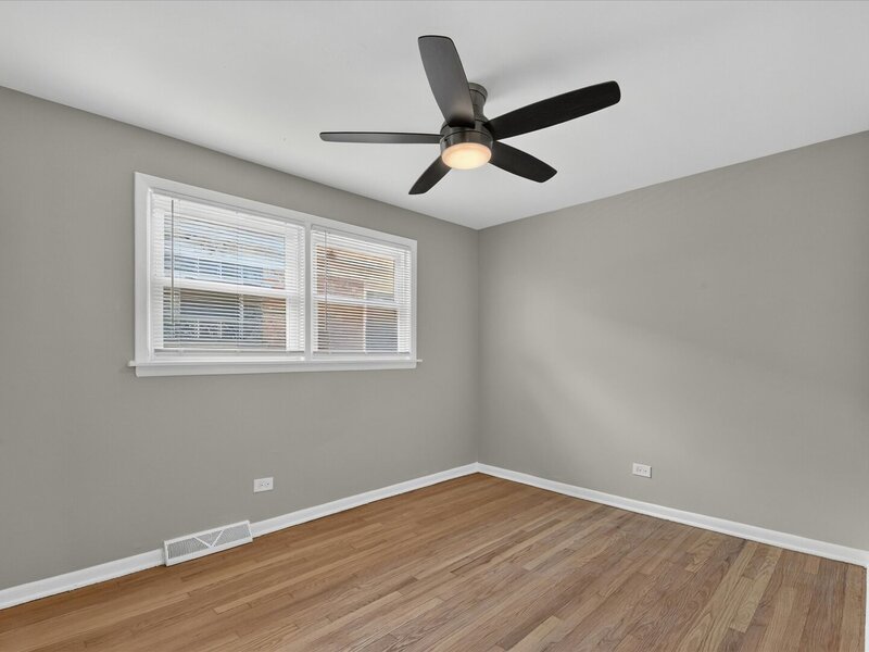 8603 S Exchange Avenue Chicago IL 60617