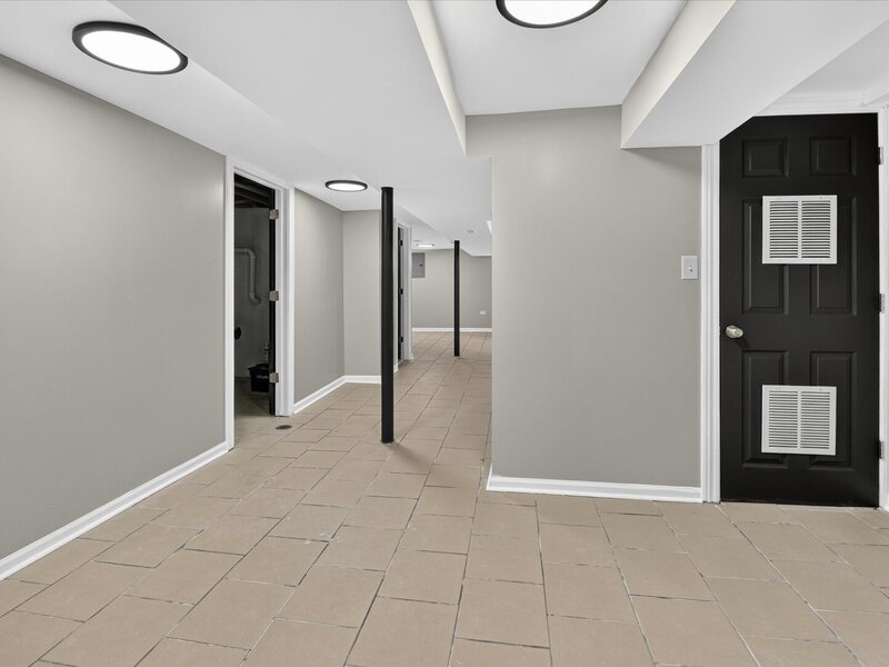 8603 S Exchange Avenue Chicago IL 60617