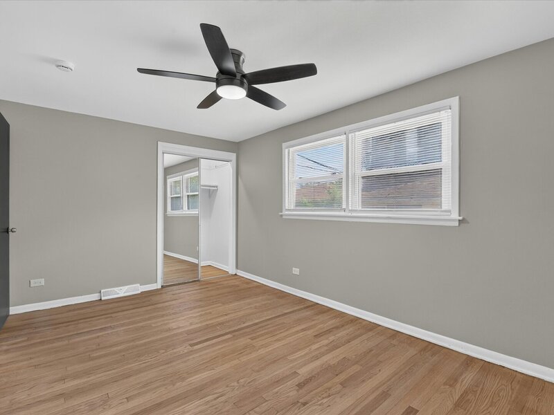 8603 S Exchange Avenue Chicago IL 60617