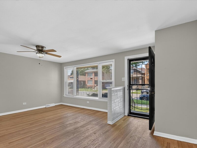 8603 S Exchange Avenue Chicago IL 60617