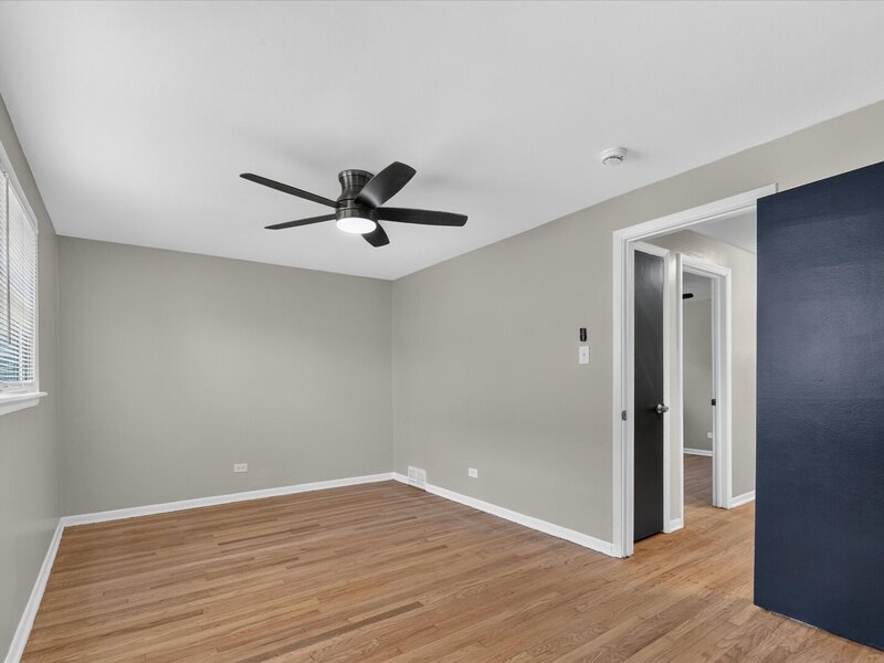 8603 S Exchange Avenue Chicago IL 60617