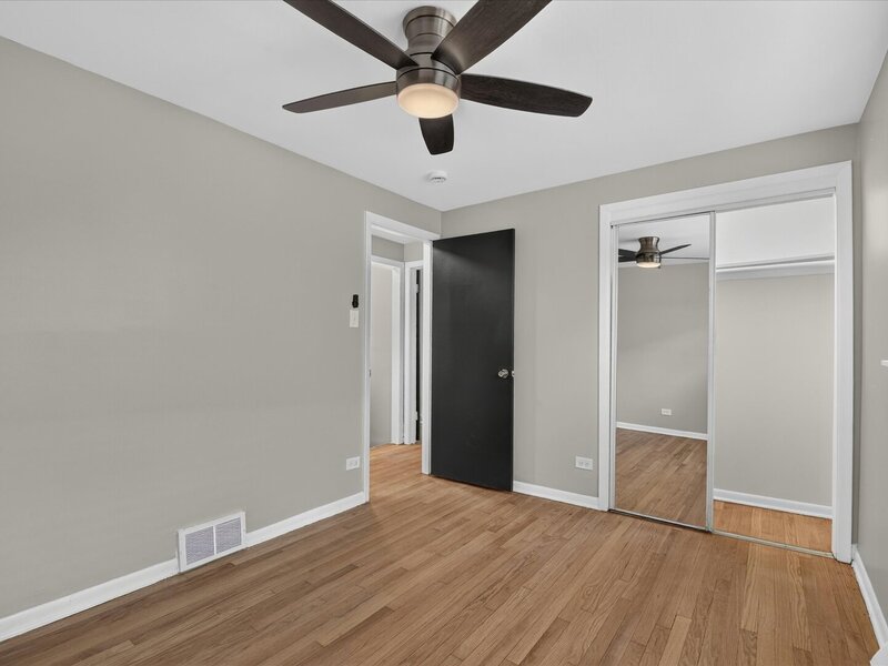 8603 S Exchange Avenue Chicago IL 60617