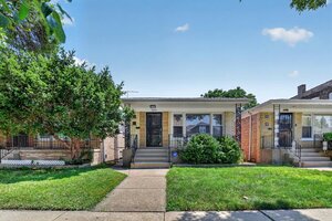 Photo of 8603 S Exchange Avenue Chicago IL 60617