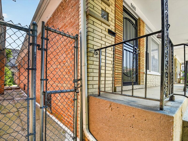 8603 S Exchange Avenue Chicago IL 60617