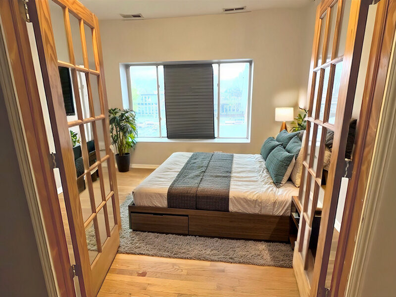 6945 S Dorchester Avenue Chicago IL 60637