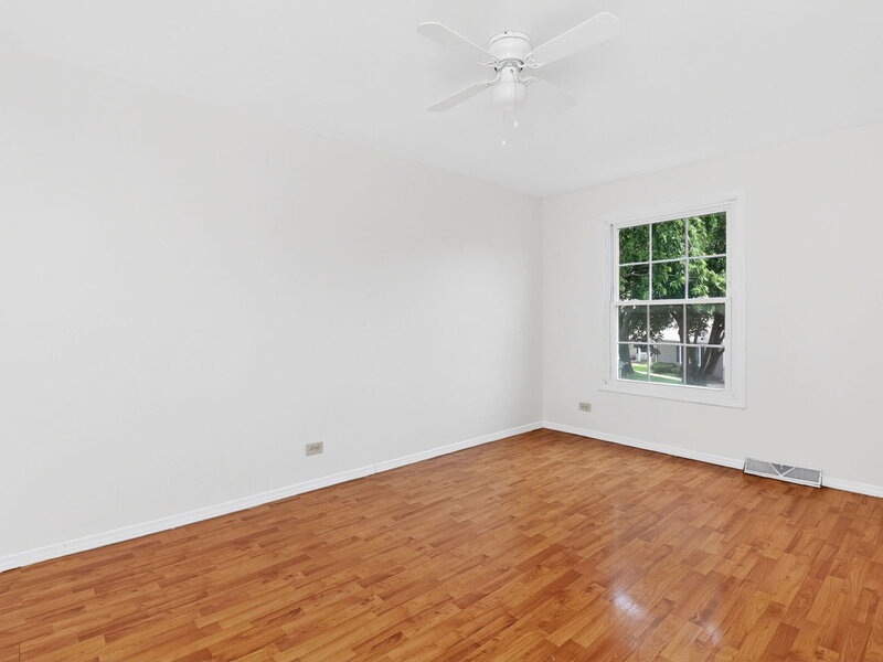 419 Sidney Avenue Glendale Heights IL 60139