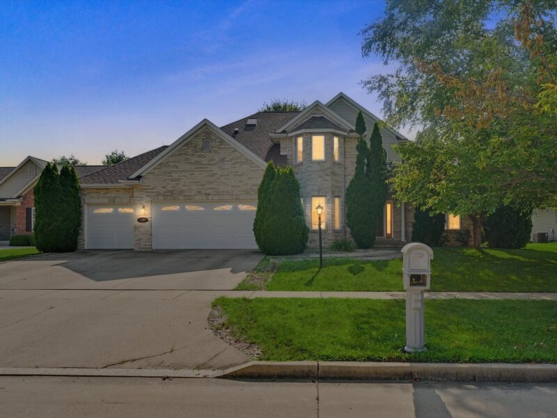 1808 Vale Street Champaign IL 61822