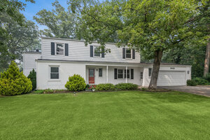 Photo of 2910 Cherokee Lane Riverwoods IL 60015