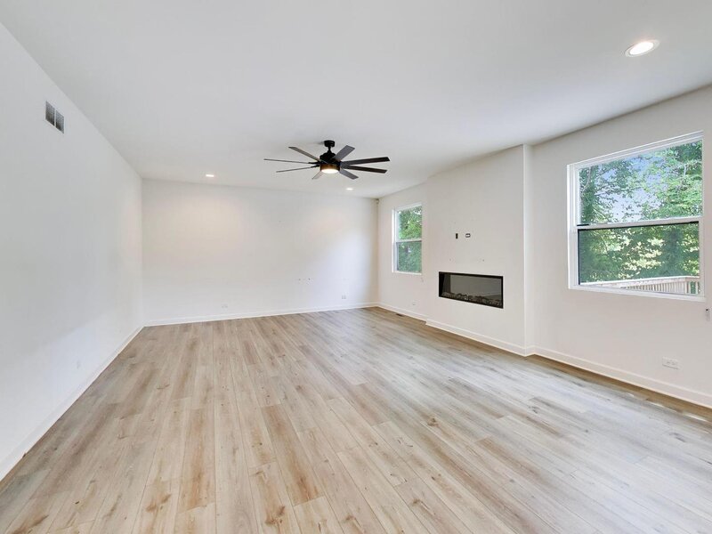 495 Timber Oak Lane Yorkville IL 60560
