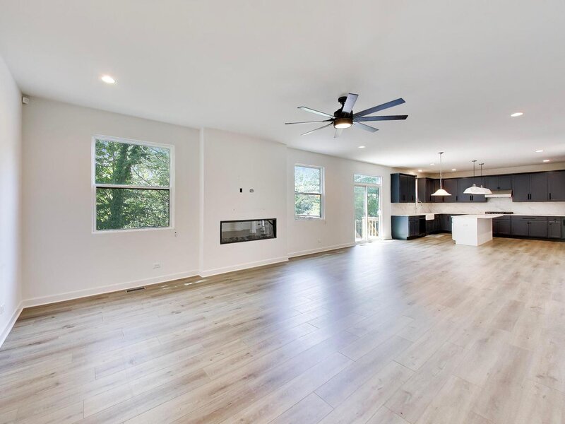495 Timber Oak Lane Yorkville IL 60560