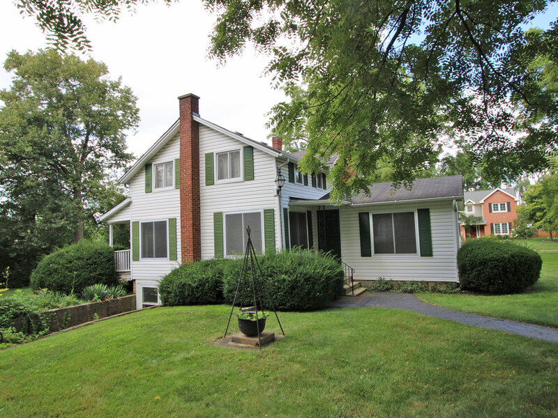 234 N Deerpath Road Lake Zurich IL 60047