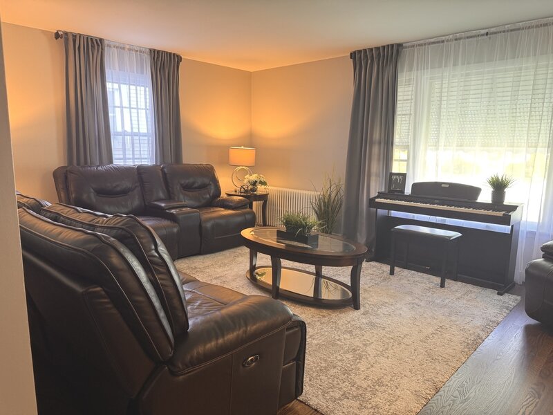 1314 S Cora Street Des Plaines IL 60018