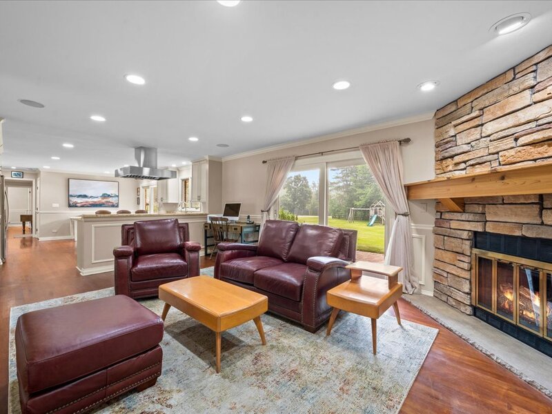1447 Carol Lane Deerfield IL 60015