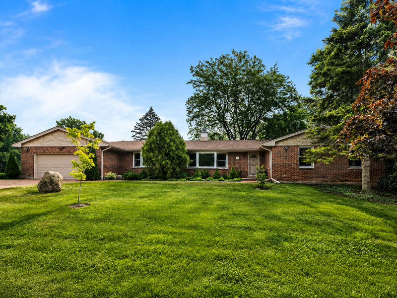 1447 Carol Lane Deerfield IL 60015
