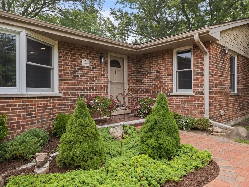 1447 Carol Lane Deerfield IL 60015