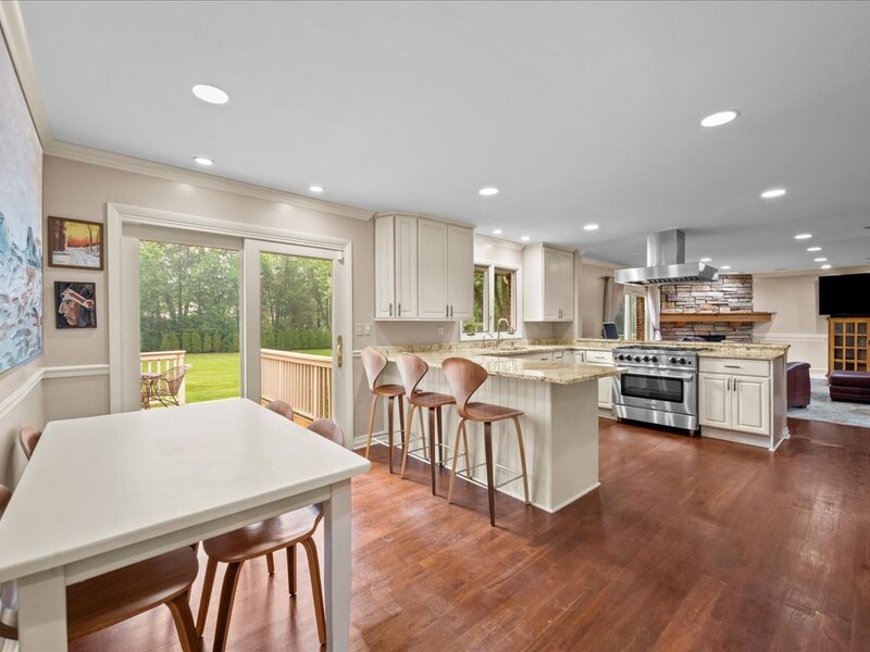 1447 Carol Lane Deerfield IL 60015