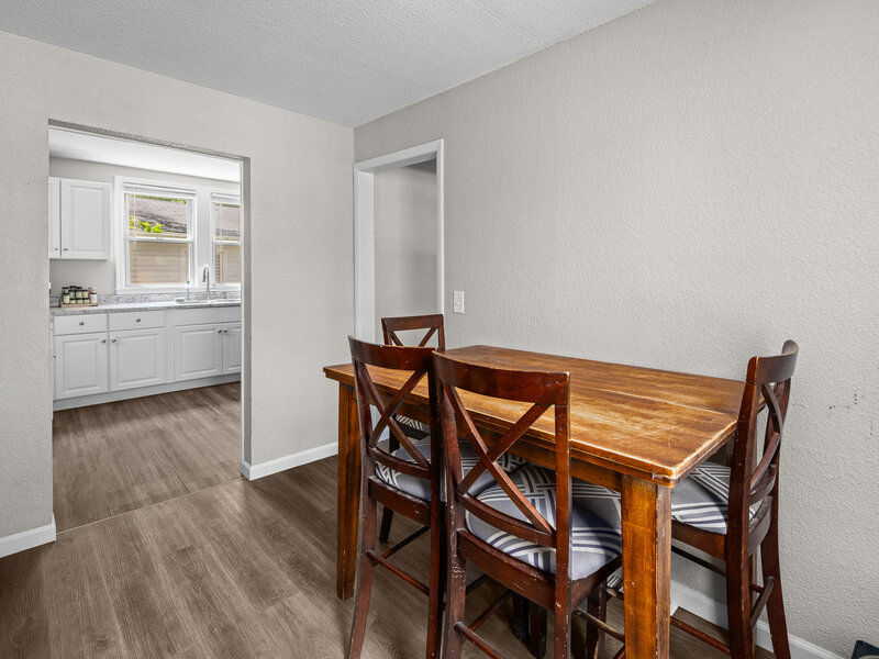 220 30th Avenue East Moline IL 61244
