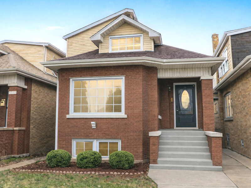 5529 W Cornelia Avenue Chicago IL 60641