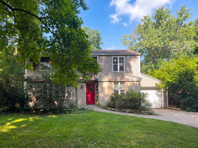 911 Foley Avenue Champaign IL 61820