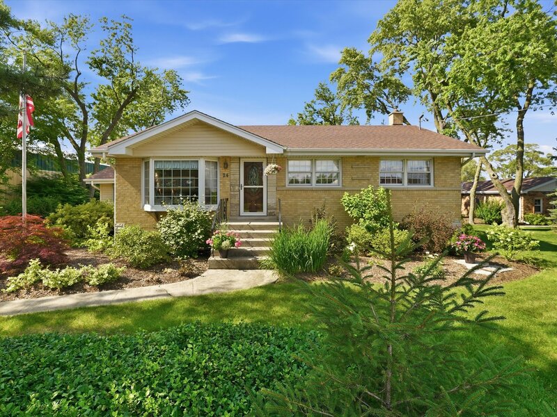 24 W 168th Street South Holland IL 60473