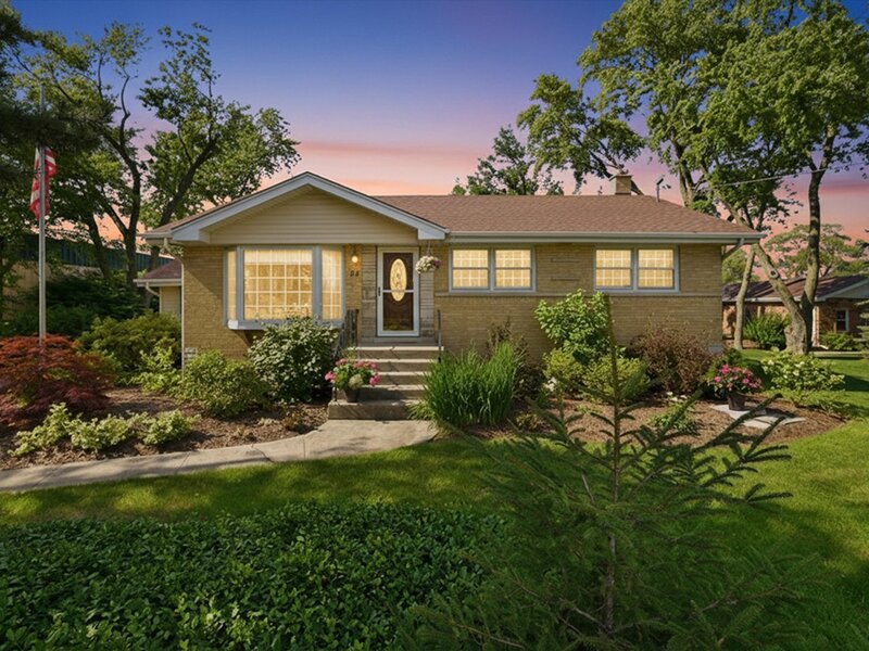 24 W 168th Street South Holland IL 60473