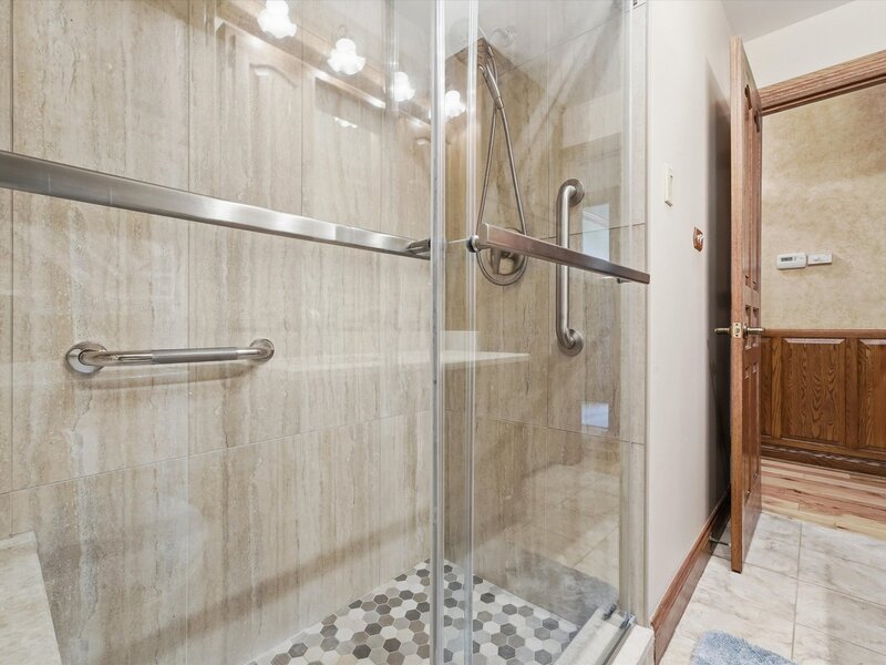 24 W 168th Street South Holland IL 60473