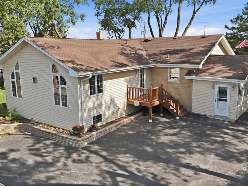24 W 168th Street South Holland IL 60473