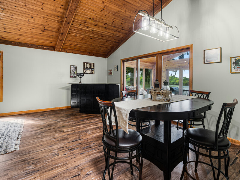 4122 W Lake Shore Drive Wonder Lake IL 60097