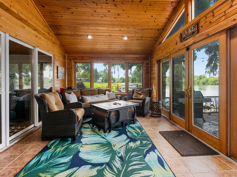 4122 W Lake Shore Drive Wonder Lake IL 60097