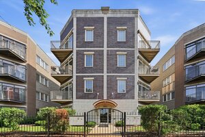 Photo of 7934 W Grand Avenue Elmwood Park IL 60707 Unit 4E