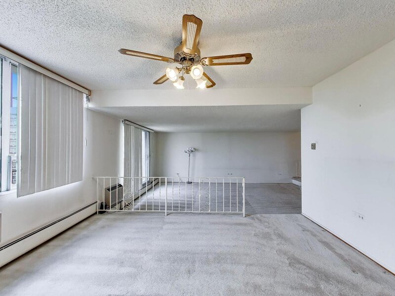 8809 W Golf Road Niles IL 60714